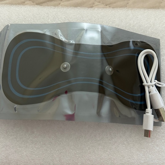 Cervical Vertebra Massager - compact  BRAND NEW - Picture 4 of 6